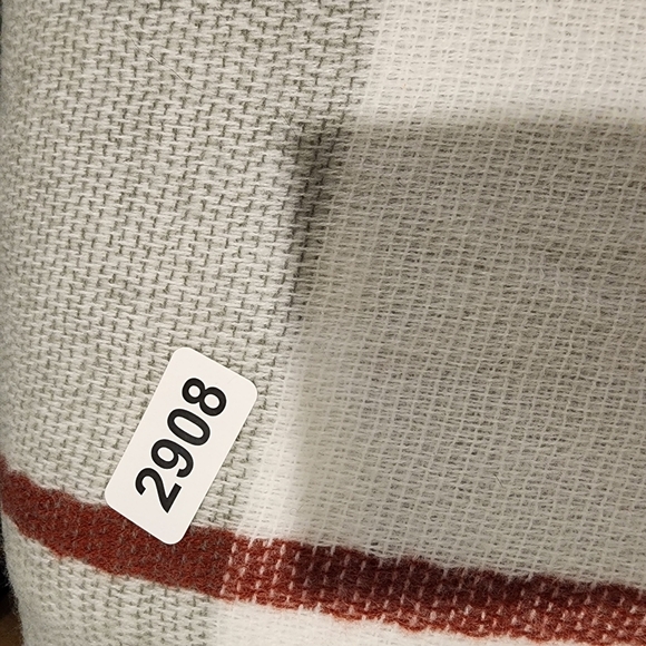 Oversize plaid patterned acrylic Large scarf - Picture 7 of 7